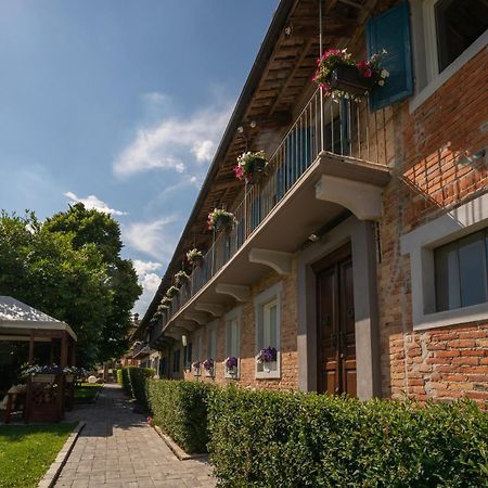 La Madernassa Resort - Casalora Dimora Storica Di Charme Guarene Eksteriør billede