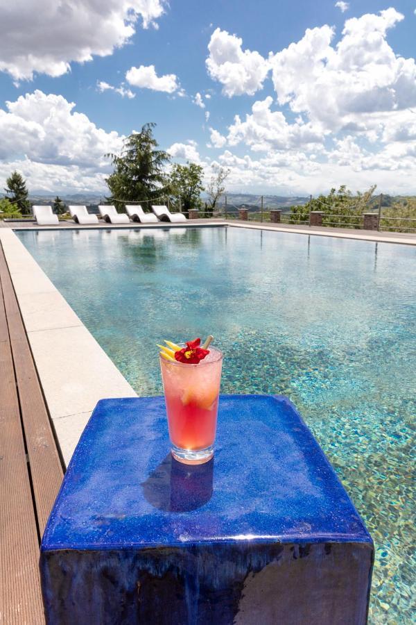 La Madernassa Resort - Casalora Dimora Storica Di Charme Guarene Eksteriør billede