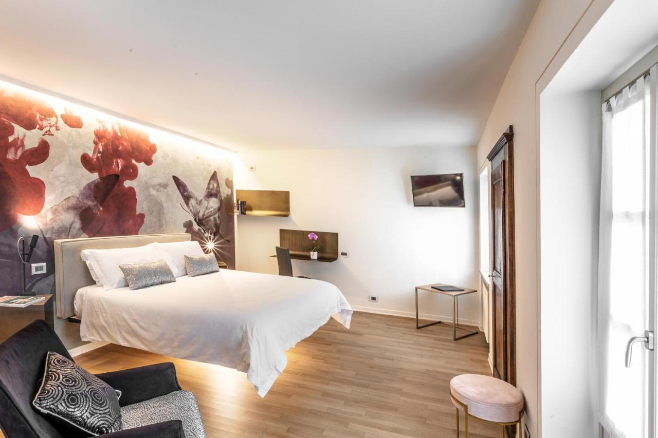 La Madernassa Resort - Casalora Dimora Storica Di Charme Guarene Eksteriør billede